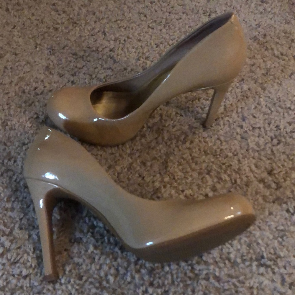Jesica Simpson heels